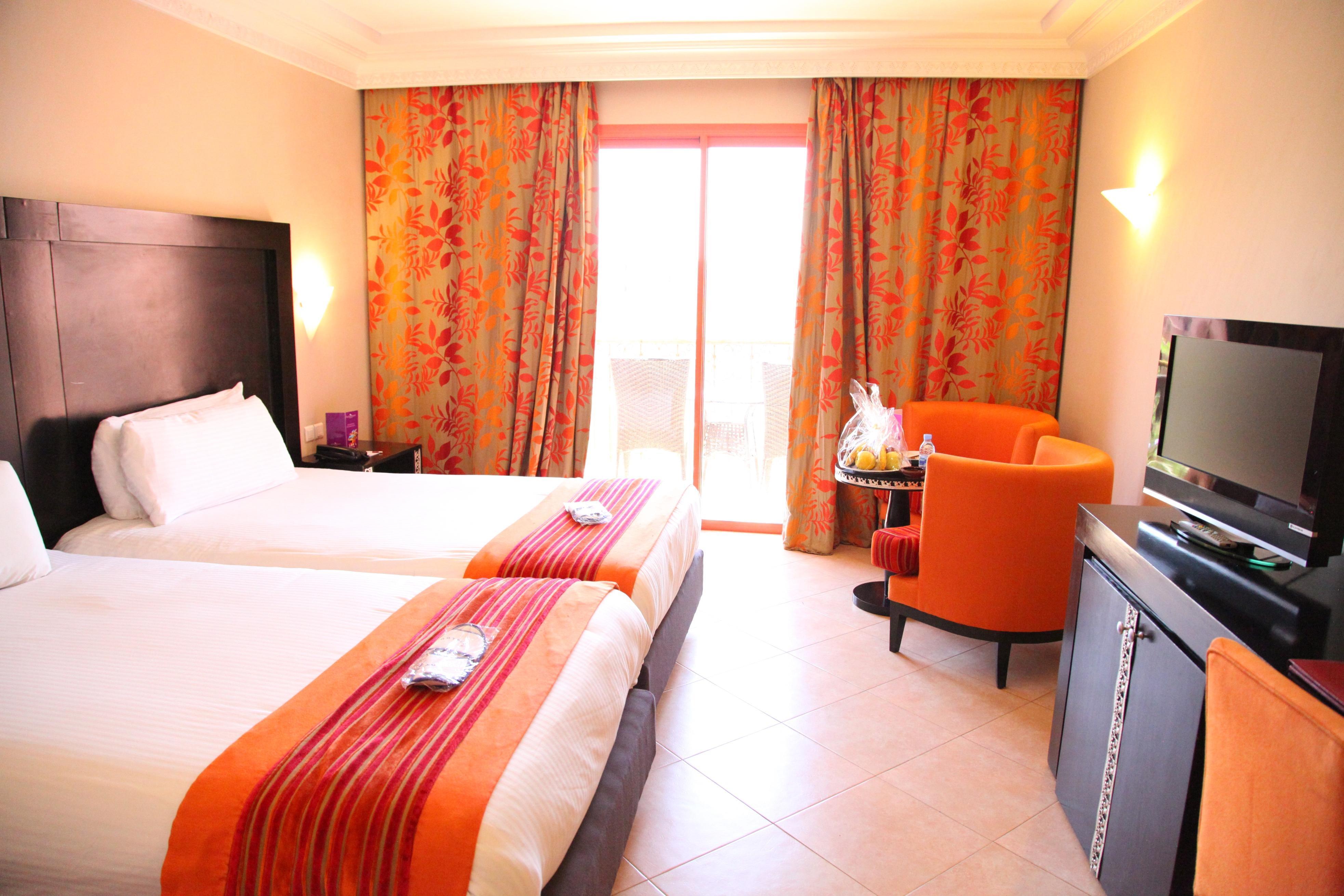 Palm Plaza Marrakech Hotel Marrakesh Exterior photo A room at the hotel